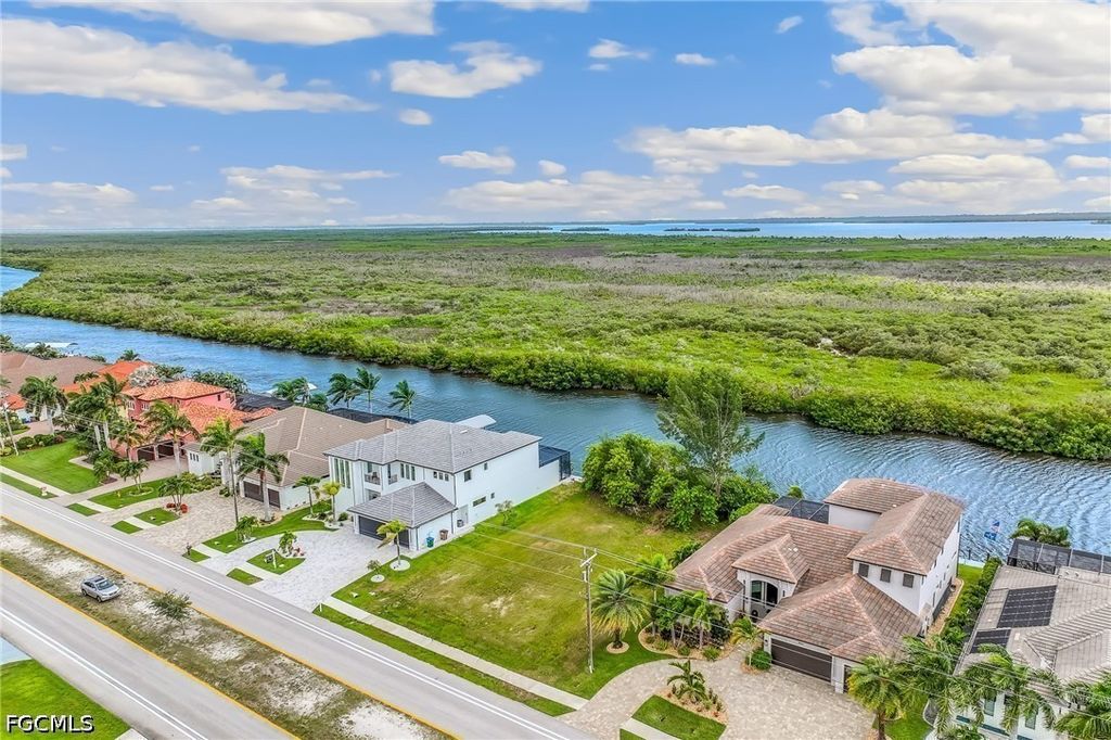 3508 Surfside Blvd, CAPE CORAL