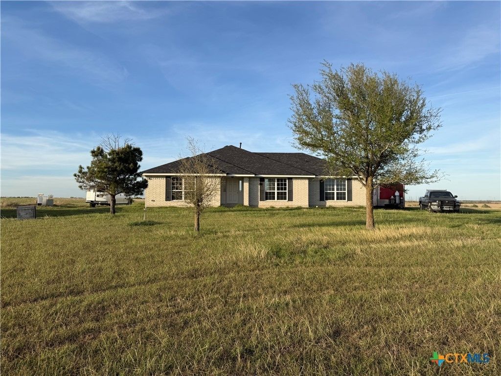 4496 Fm 2086, Temple