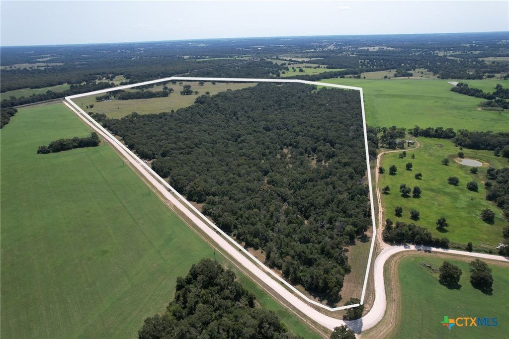 5594 Highway 36, Cameron