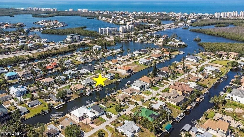 4842 Regal Dr, Bonita Springs