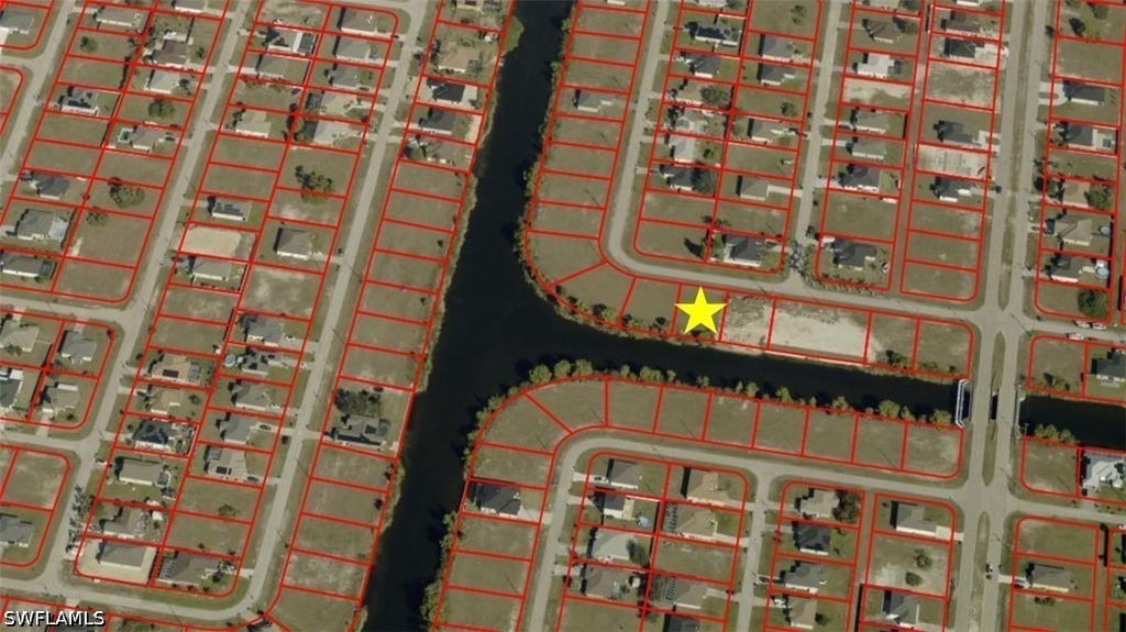 820 Nw 20th St, Cape Coral