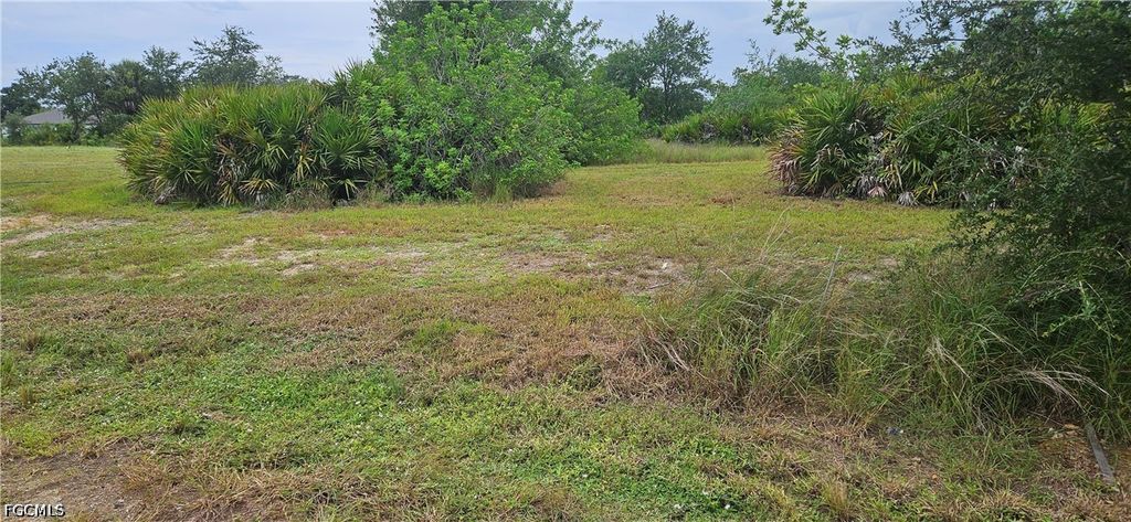 1800 Ne 13th Pl, CAPE CORAL