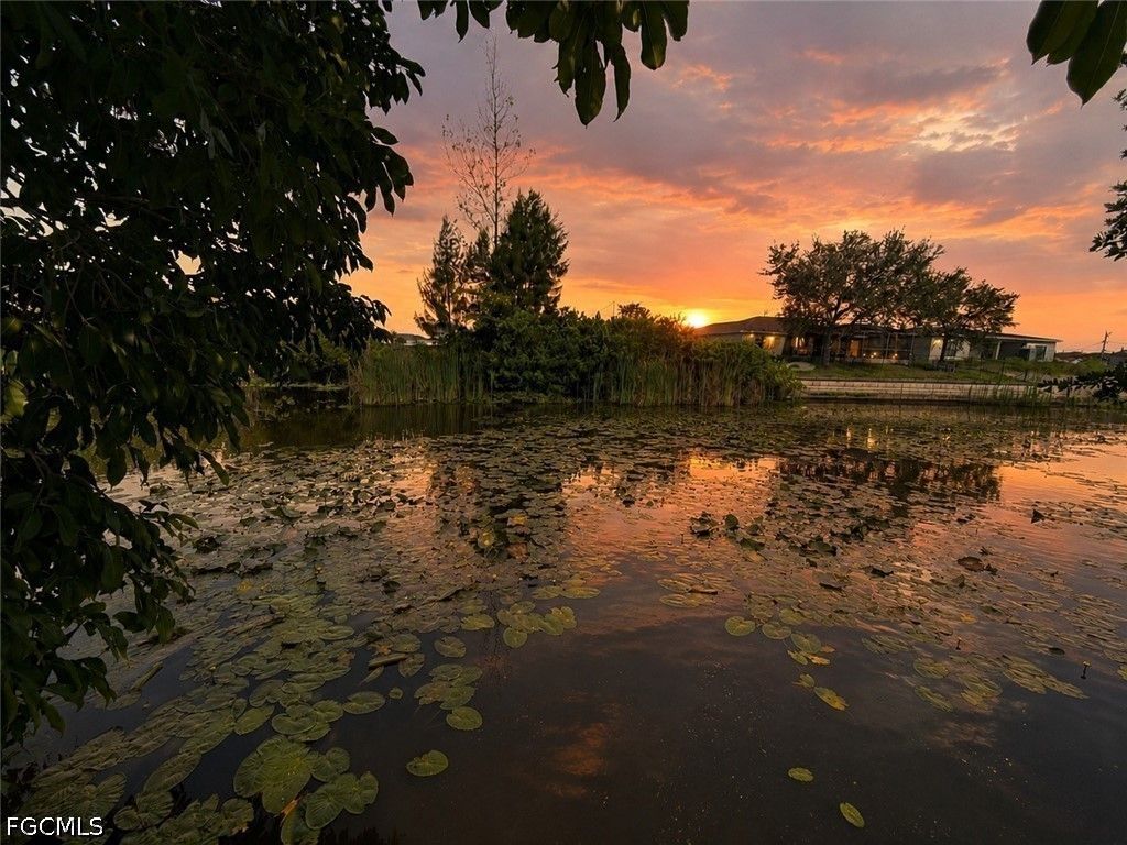 1224 Ne 1st Pl, CAPE CORAL