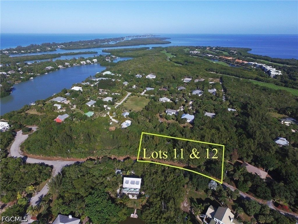 6095 Dinkins Lake Rd, SANIBEL