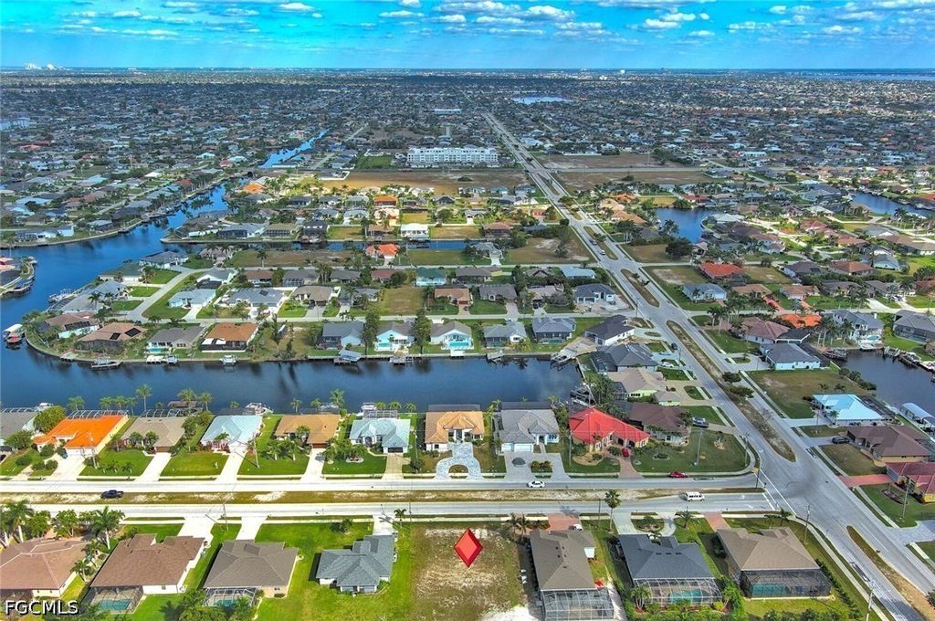 4122 Oasis Blvd, CAPE CORAL