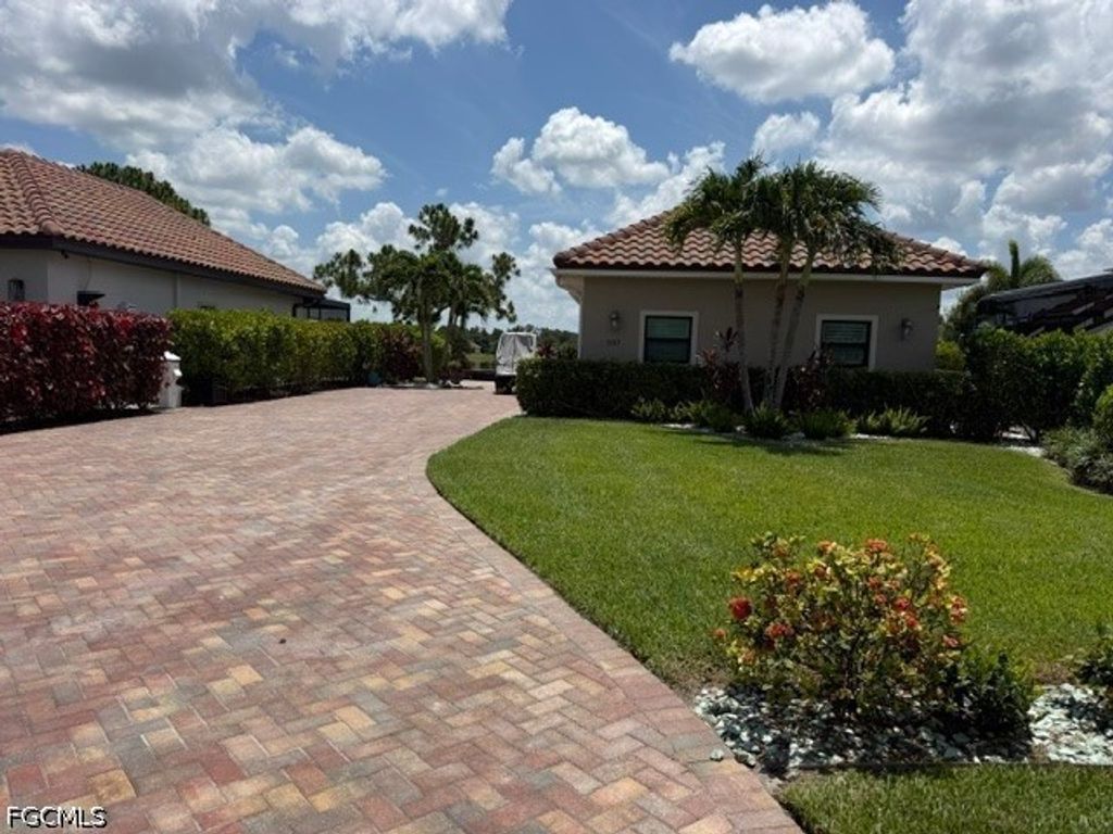 13317 Golden Palms Cir, Fort Myers