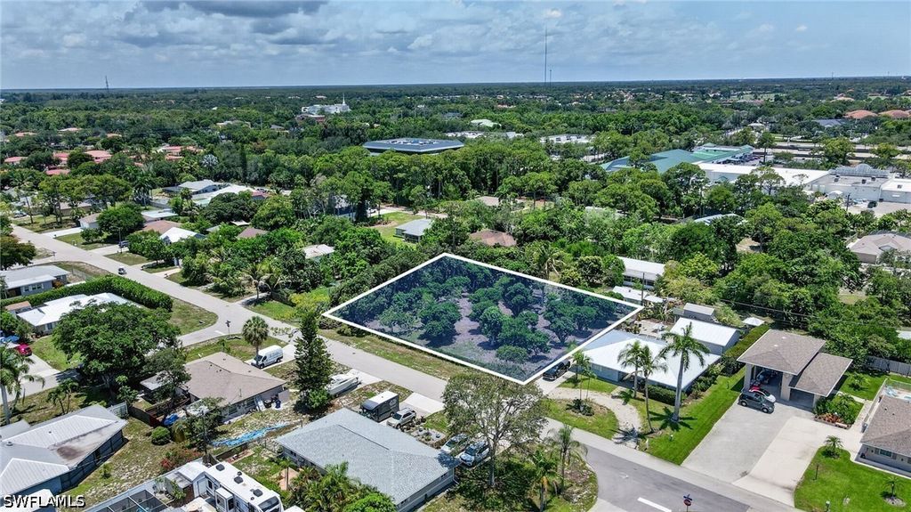 9160 Carolina St, Bonita Springs