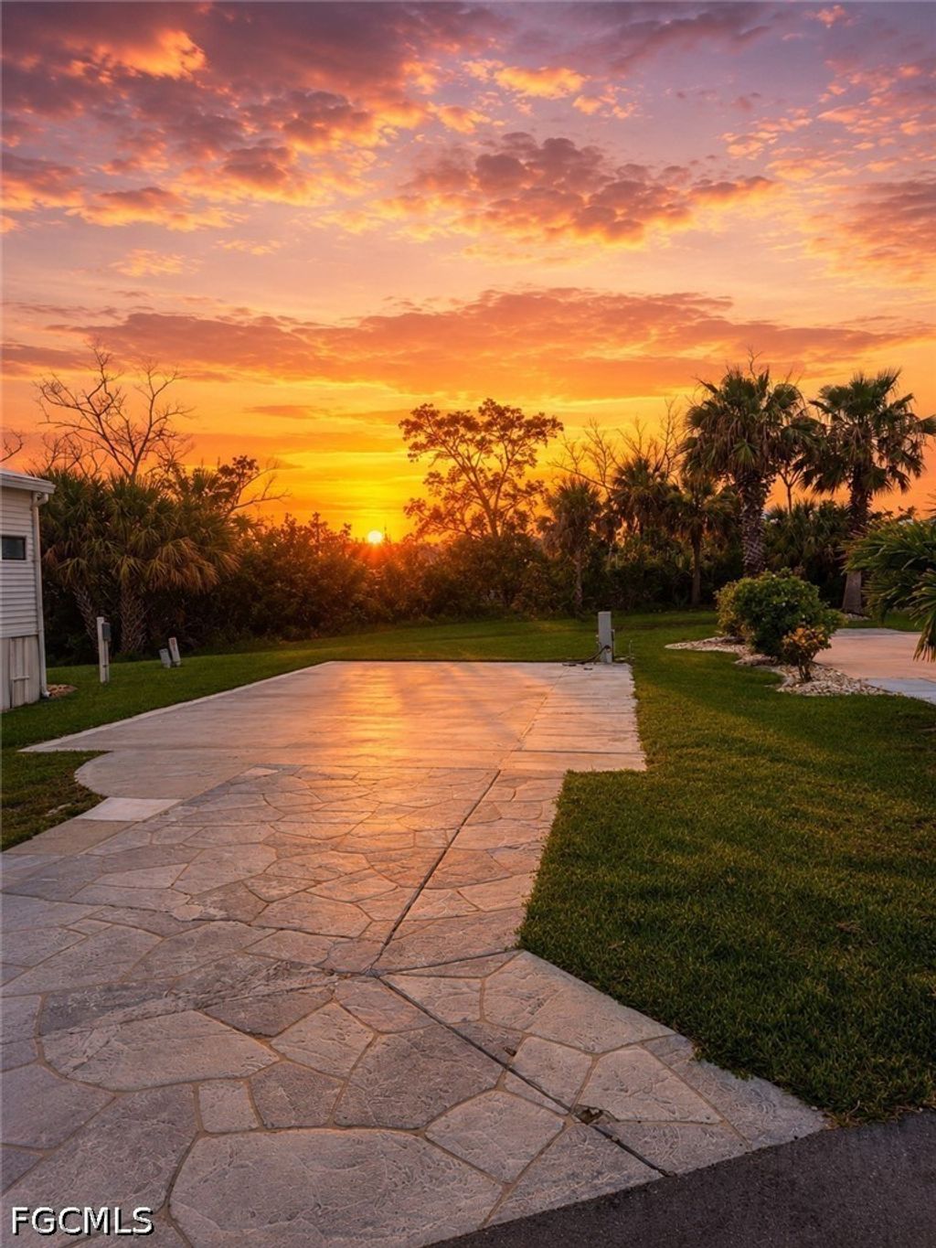 19681 Summerlin #423 Rd, FORT MYERS