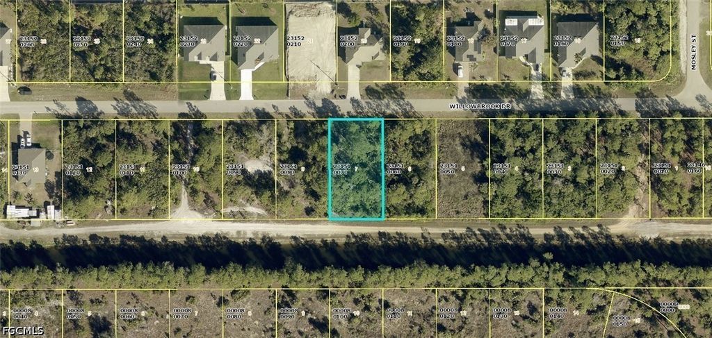 485 Willowbrook Dr, LEHIGH ACRES