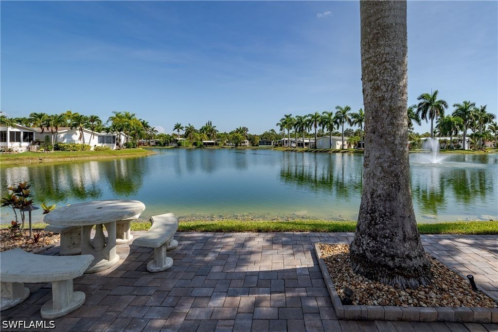 1146 Silver Lakes Blvd, Naples