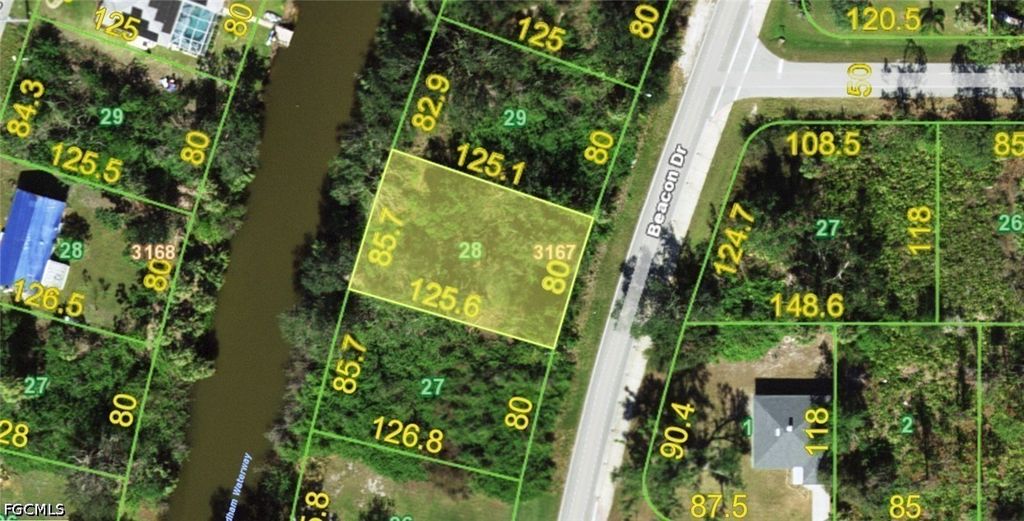 1039 Beacon Dr, PORT CHARLOTTE