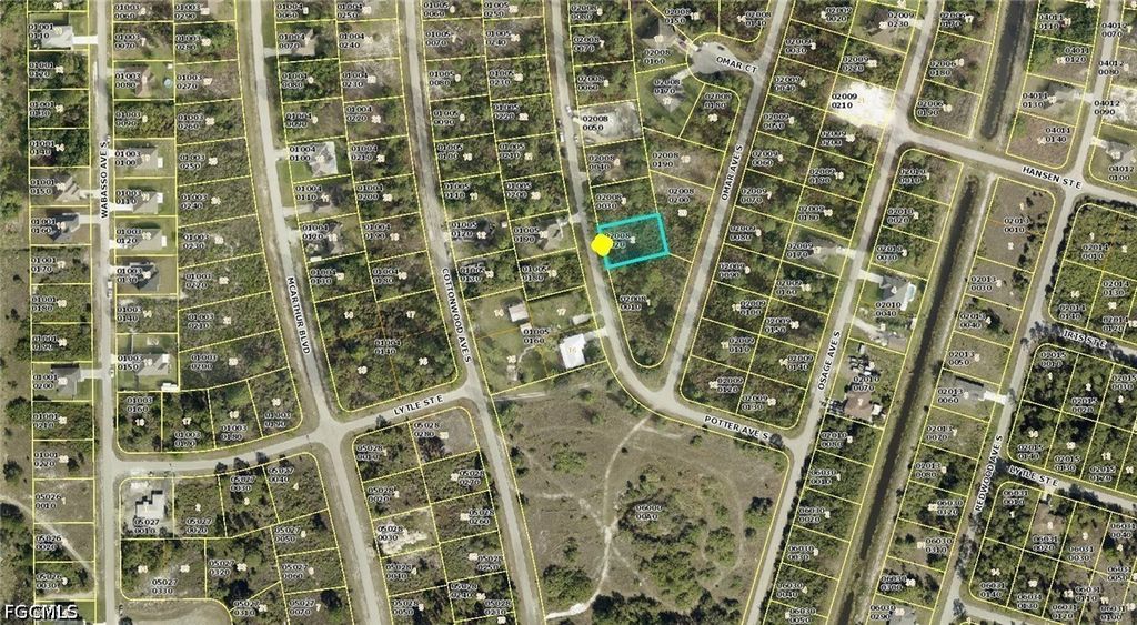 527 Potter Ave S, LEHIGH ACRES