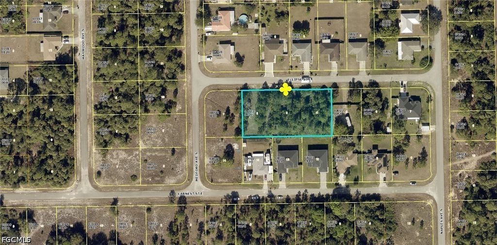 1242 Ellipse St E, LEHIGH ACRES