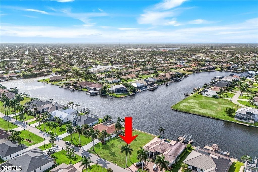 2834 Sw 30th St, Cape Coral