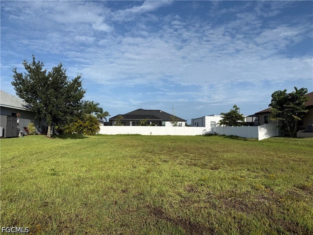 118 Sw 37th Ave, CAPE CORAL