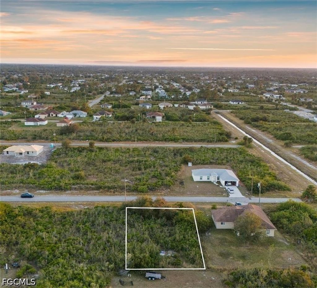 2814 71st St W, LEHIGH ACRES