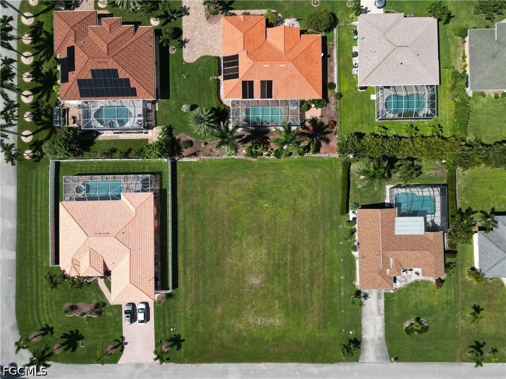 5304 Sw 19th Pl, Cape Coral