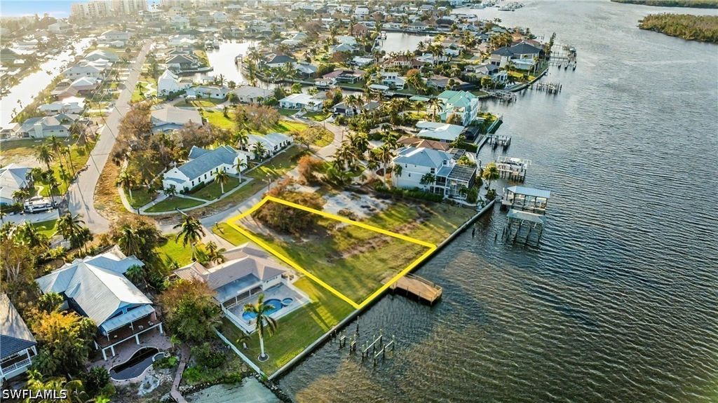 5630 Williams Dr, Fort Myers Beach