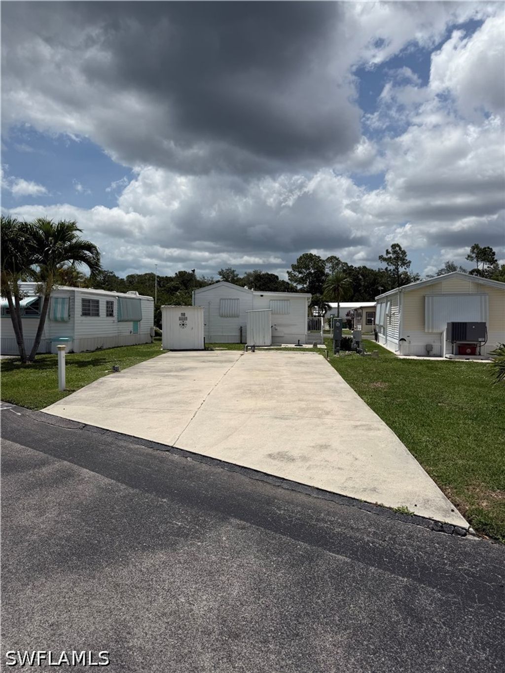 18 Jade Dr, Naples