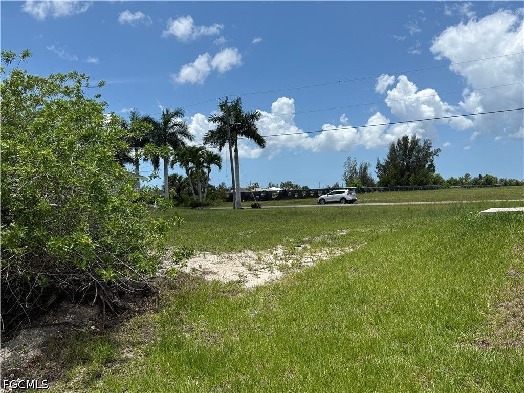 1135 Nw 28th Pl, CAPE CORAL