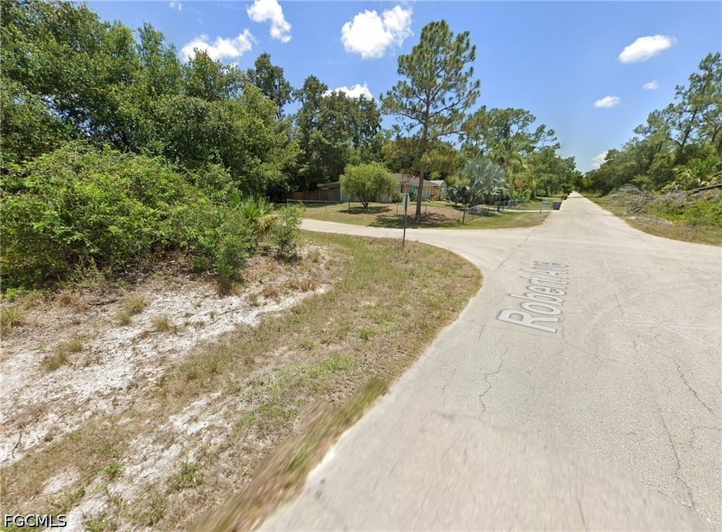 1900 Robert Ave, LEHIGH ACRES
