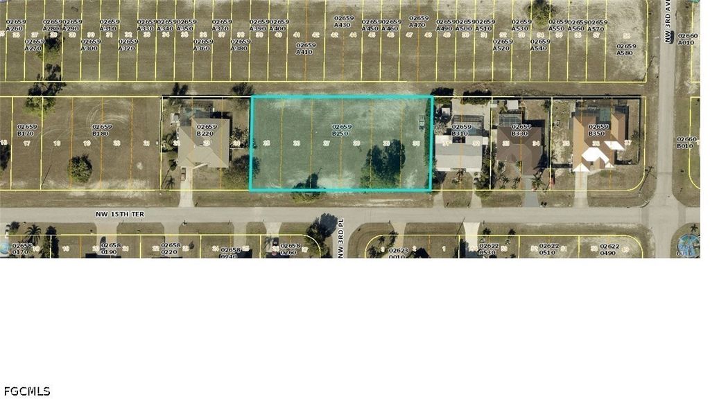 323 Nw 15th Ter, CAPE CORAL
