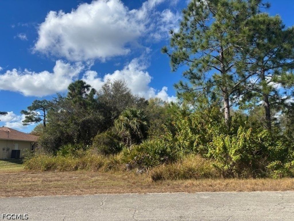 611 Highland Ave, LEHIGH ACRES