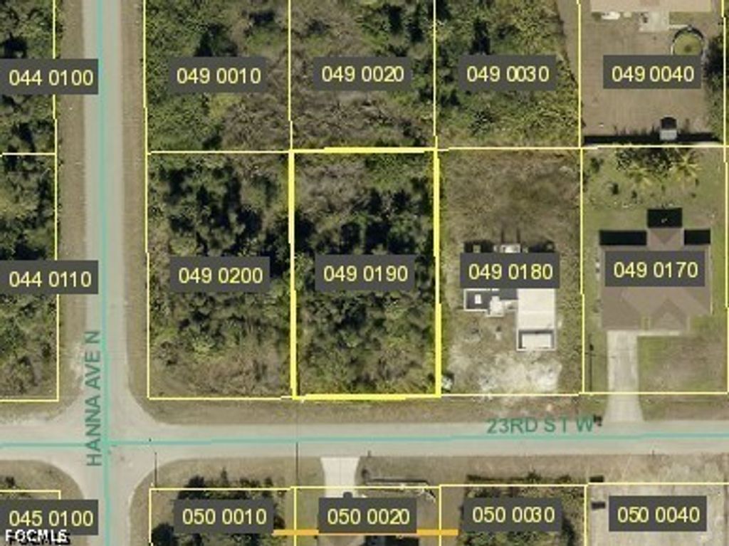 2716 23rd St W, LEHIGH ACRES
