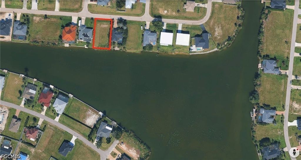 424 Ne 9th St, Cape Coral