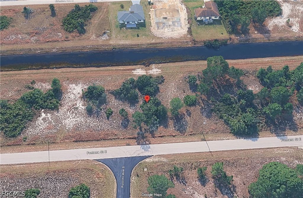 1122 Fontana St E, LEHIGH ACRES