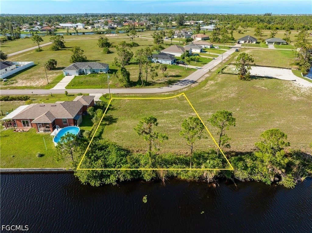 2719 Nw 26th St, Cape Coral