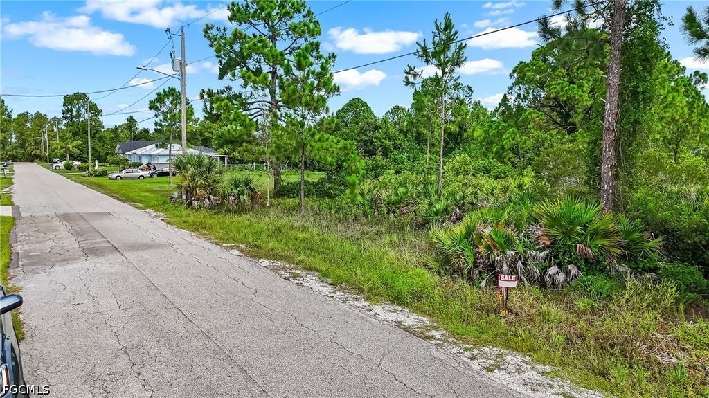 3216 31st St W, Lehigh Acres