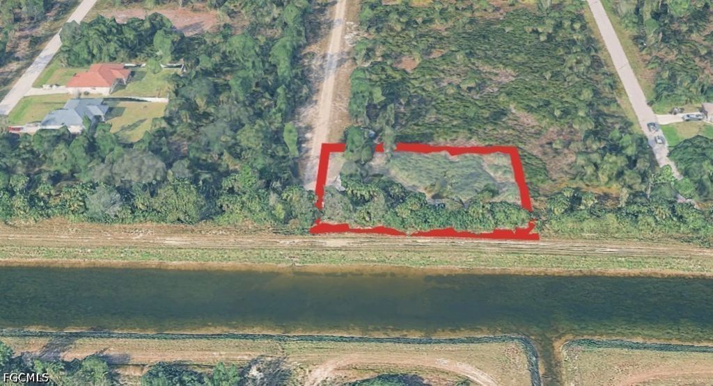 6000 Tena Ave N, LEHIGH ACRES