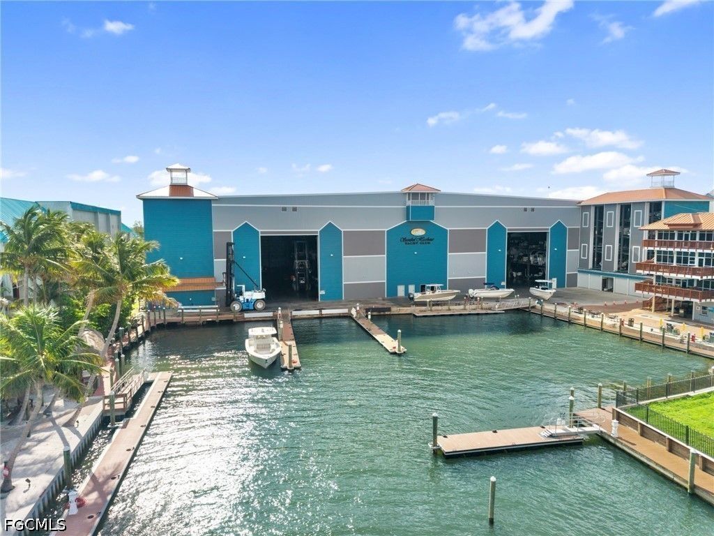 15051 Punta Rassa Rd 528, Fort Myers