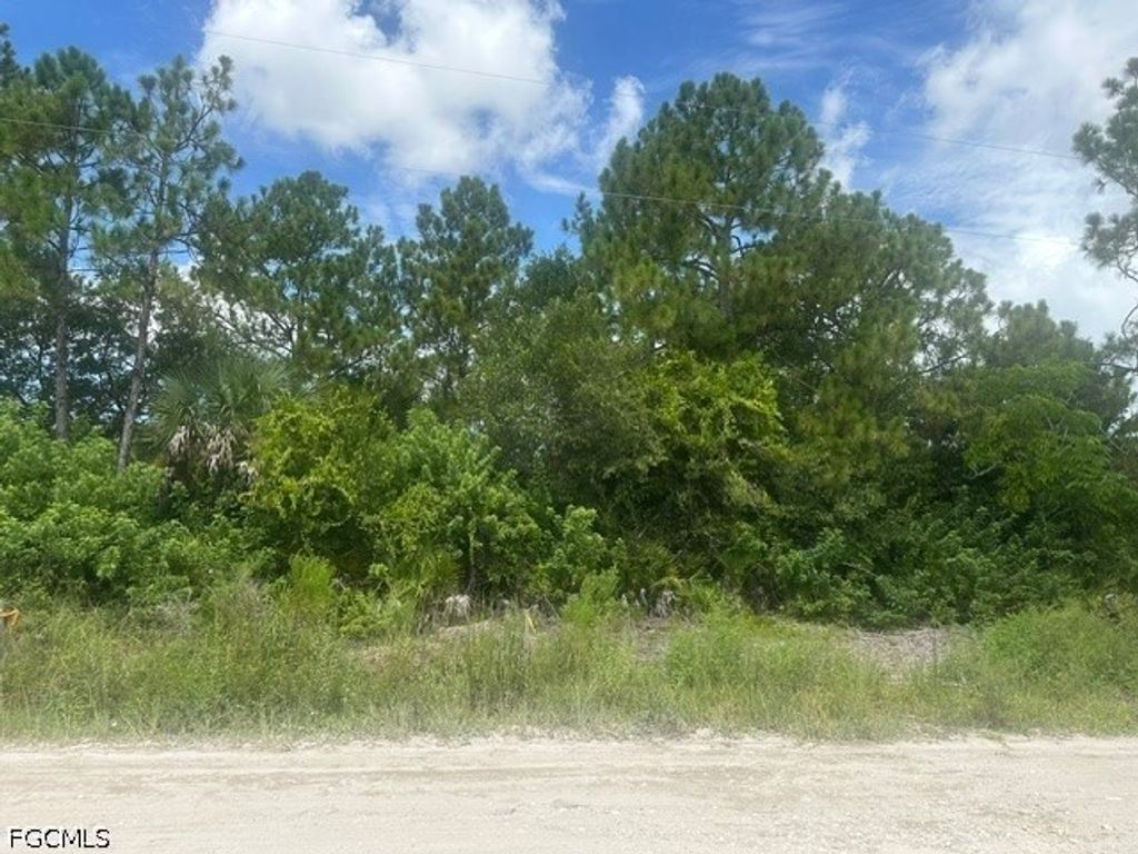 11810 Shawnee Rd, LEHIGH ACRES