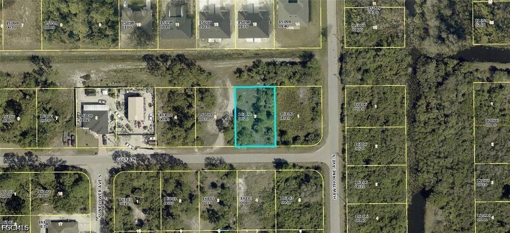 877 Gulf Ln, Lehigh Acres