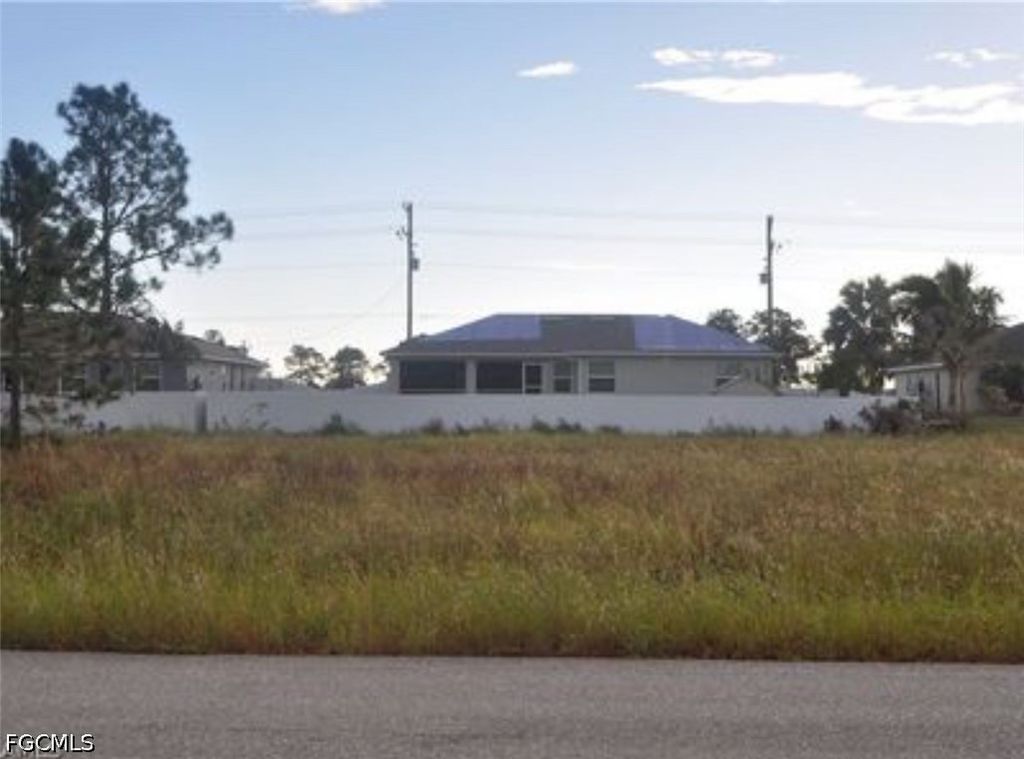 2003 Nora Ave S, LEHIGH ACRES