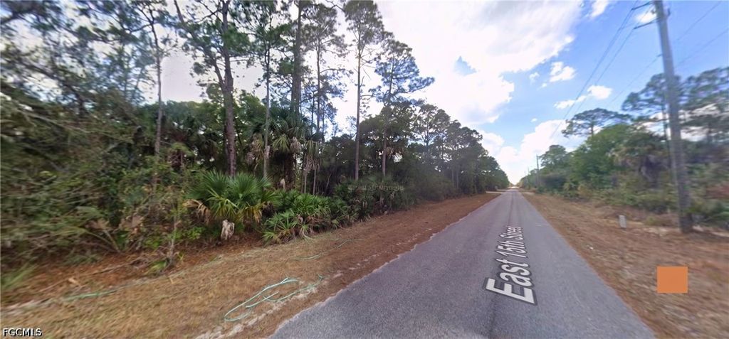 3404 E 15th St, LEHIGH ACRES