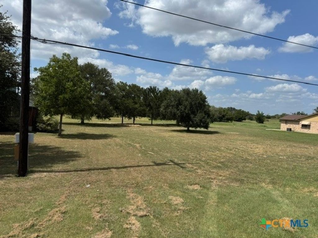 Fm 725, Seguin