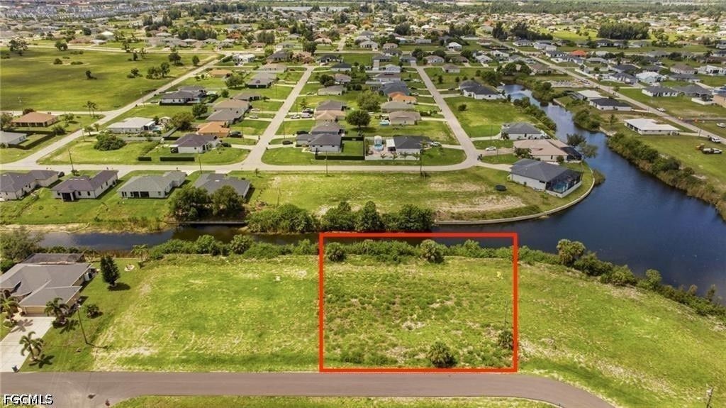 1812 Nw 2nd Ter, CAPE CORAL