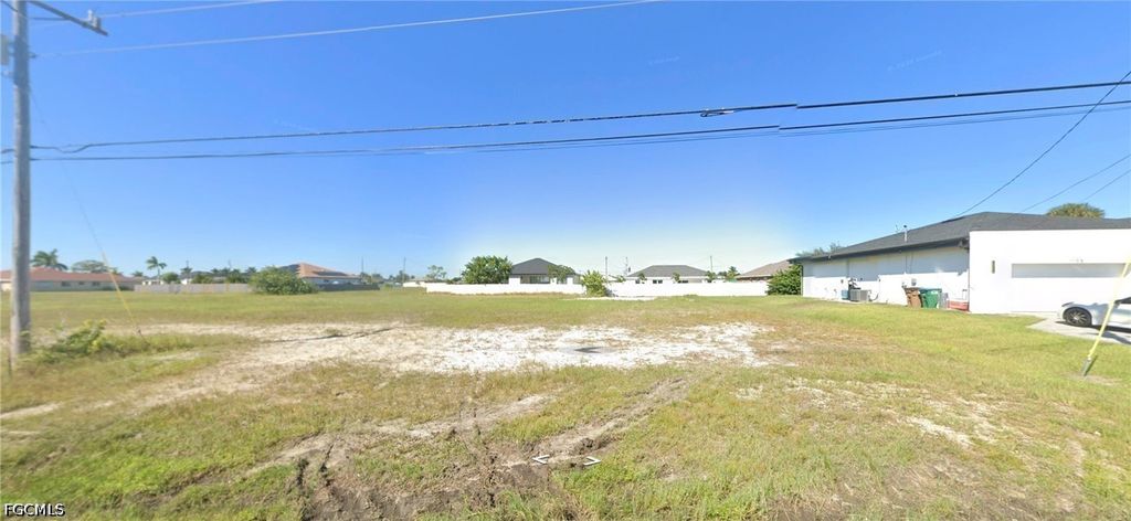 1109 Diplomat Pkwy W, Cape Coral