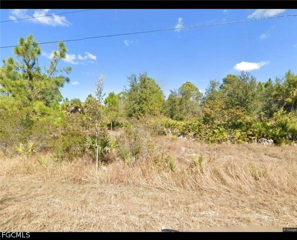 2802 39th St W, LEHIGH ACRES