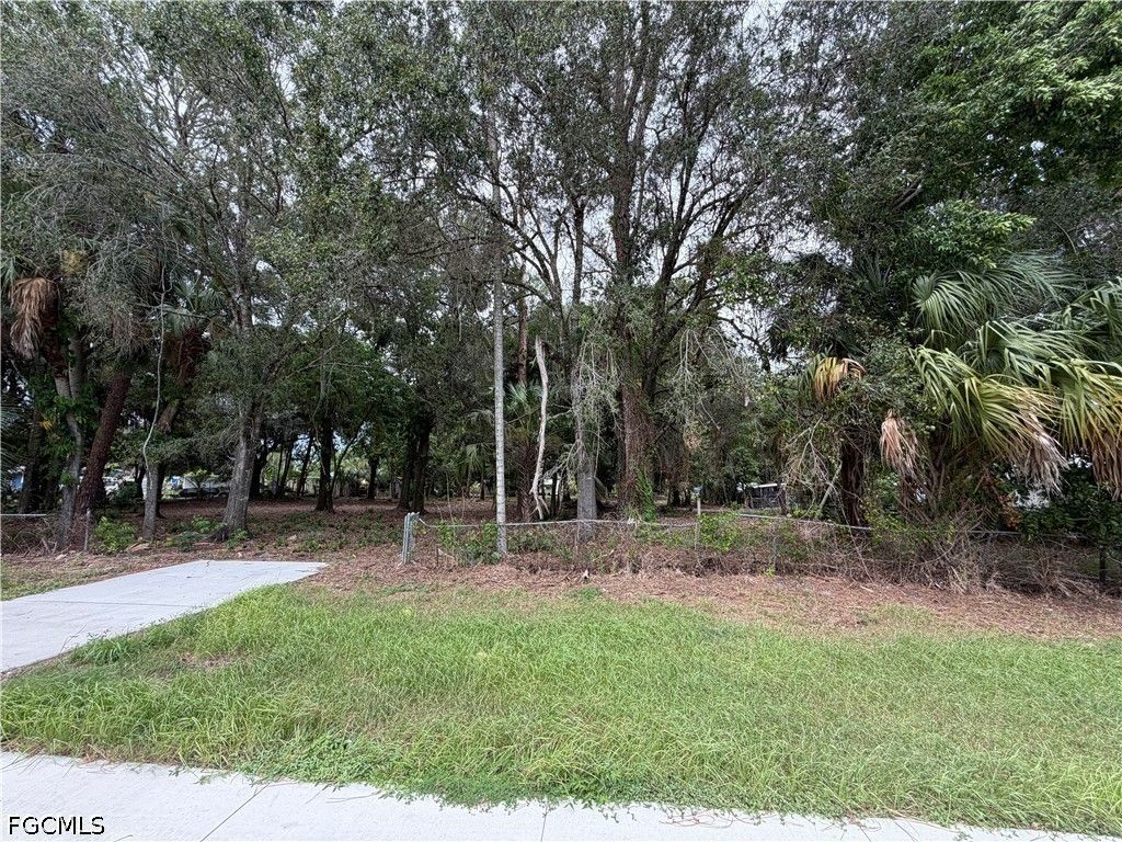 Adams Ave W, IMMOKALEE