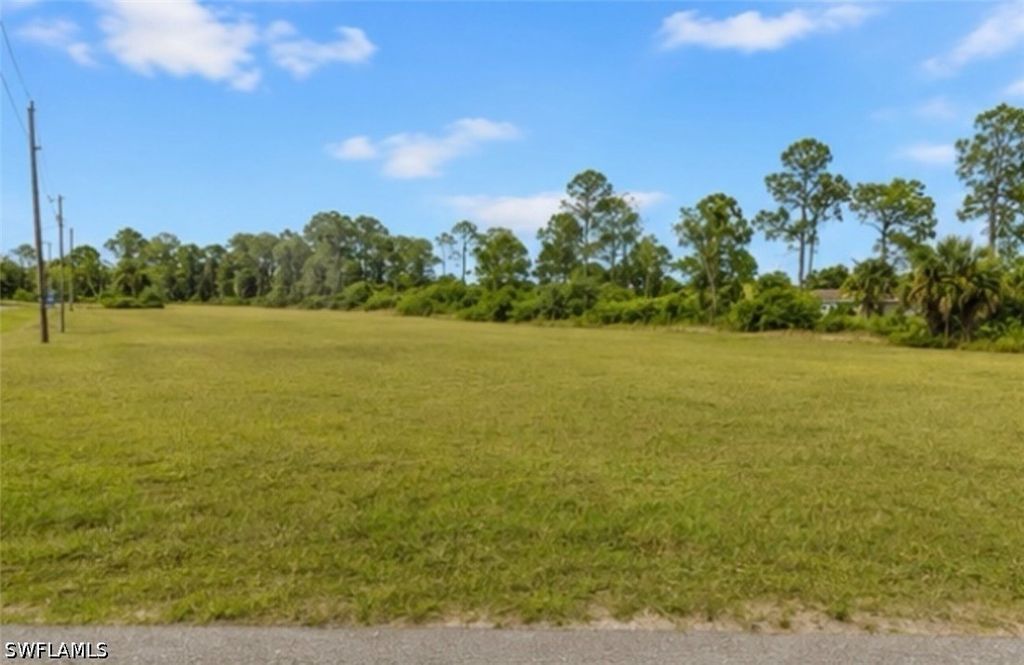 2208 Ne 33rd Ln, Cape Coral