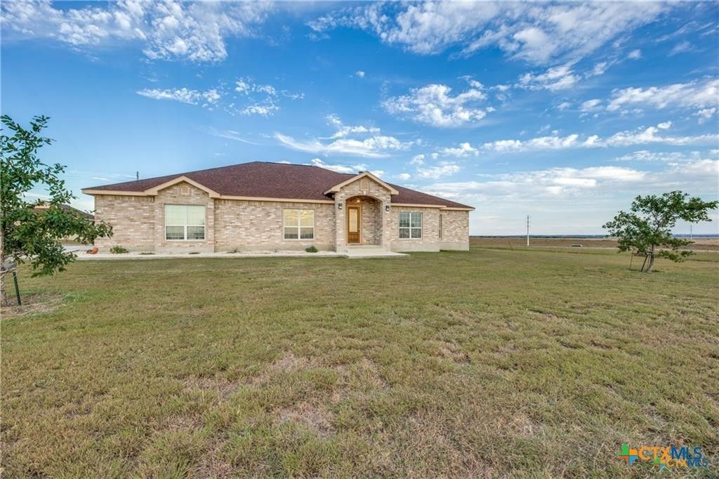 8177 Boenig Road, Seguin
