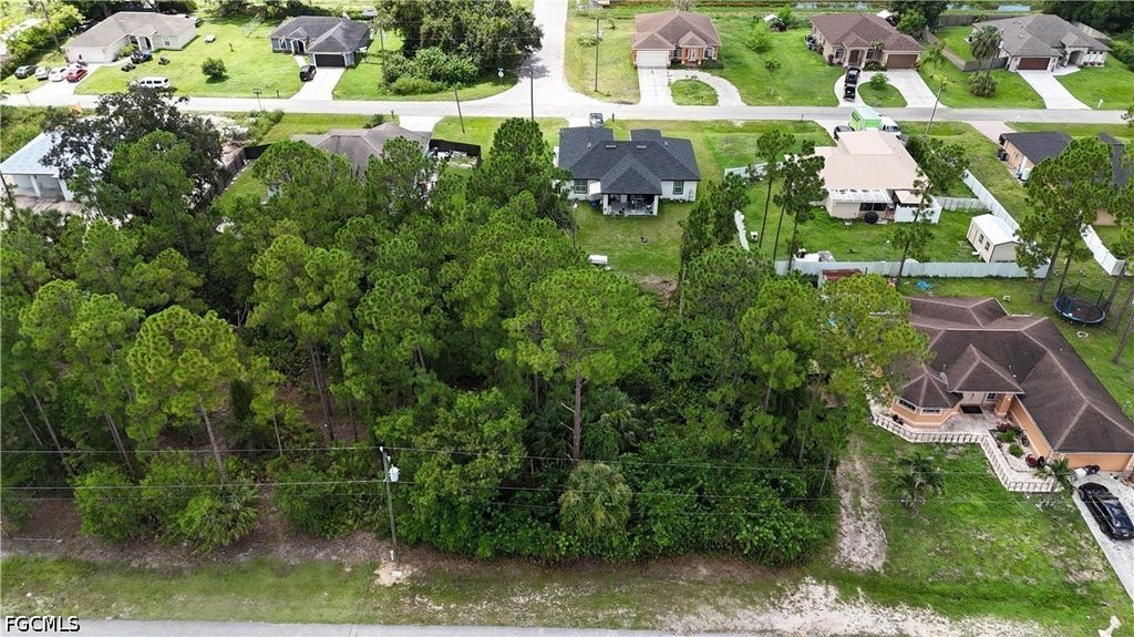 3811 18th St W, LEHIGH ACRES