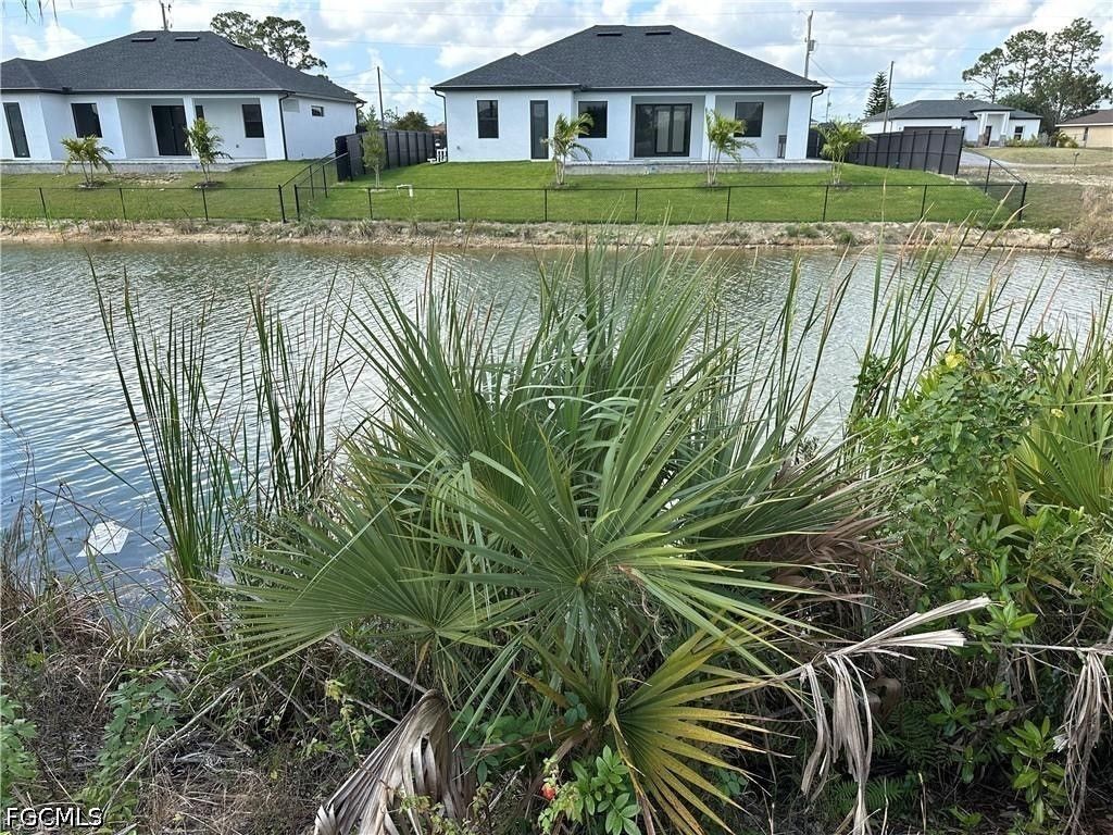3538 Ne 15th Ave, CAPE CORAL