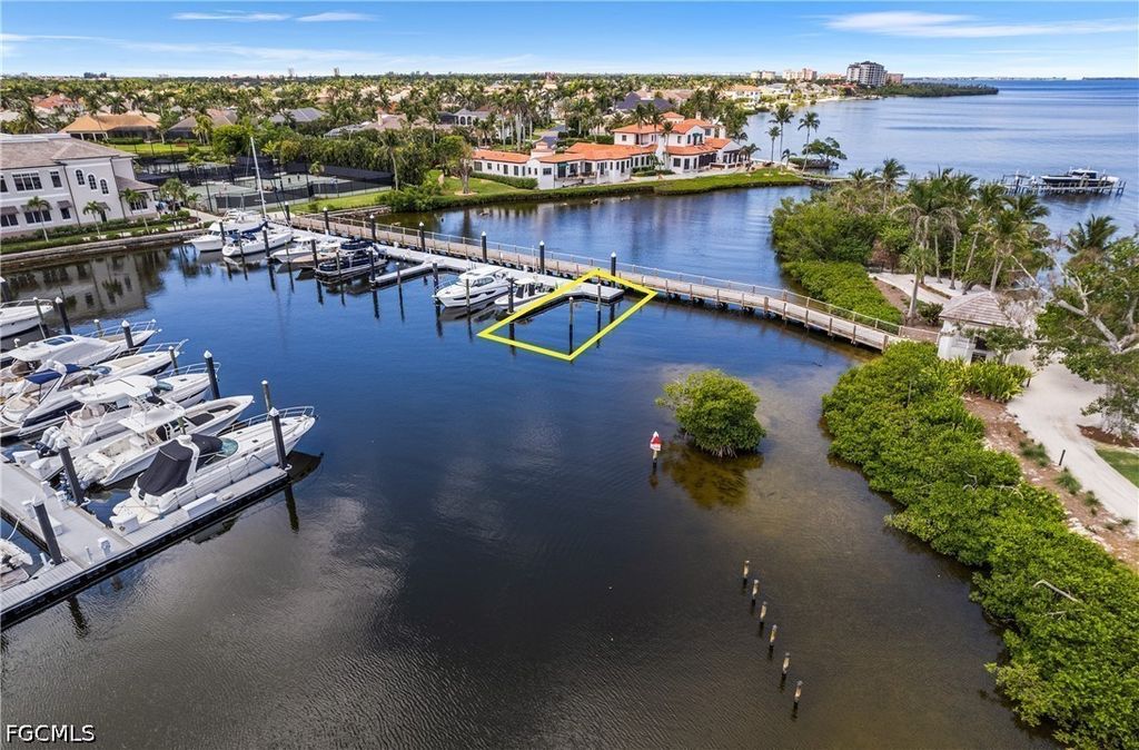 38' Boat Slip A-12 Gulf Harbour Marina, Fort Myers