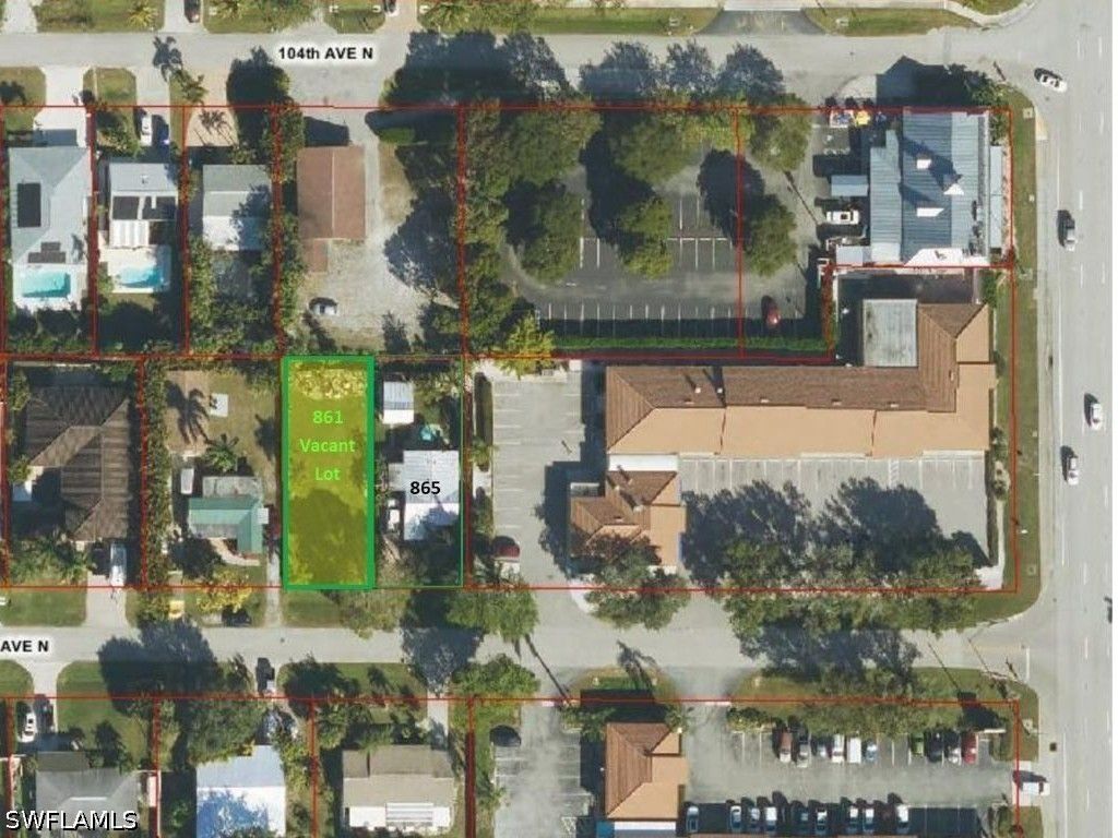 861 103rd Ave N, Naples