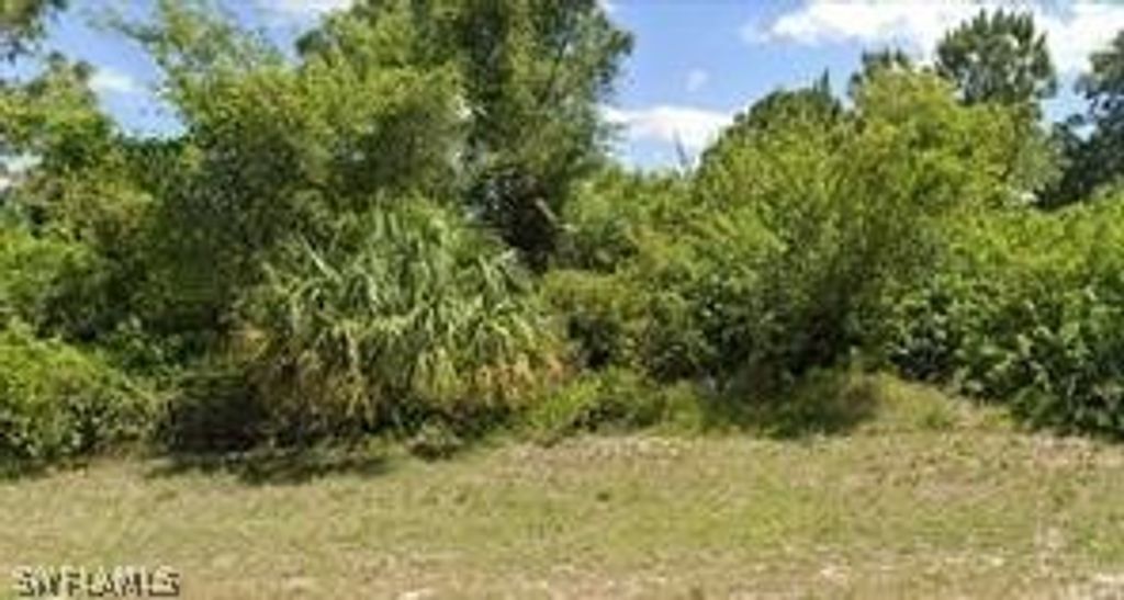 870 Sunrise Blvd, Lehigh Acres